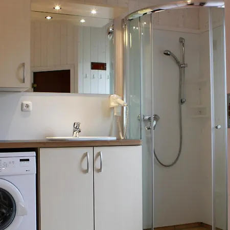 Schatzkiste 24 - Dorf 4 * Lübeck