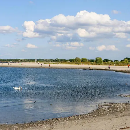 Schatzkiste 24 - Dorf 4 * Lübeck