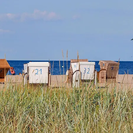 Vakantiehuis Schatzkiste 24 - Dorf 4 *